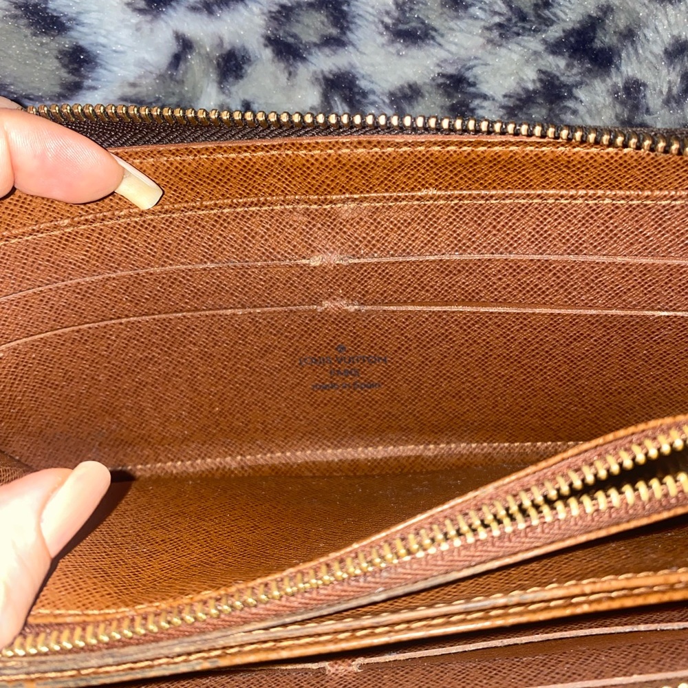 Louis Vuitton Brown and Gold Monogram Zipper Wallet - Picture 11 of 13